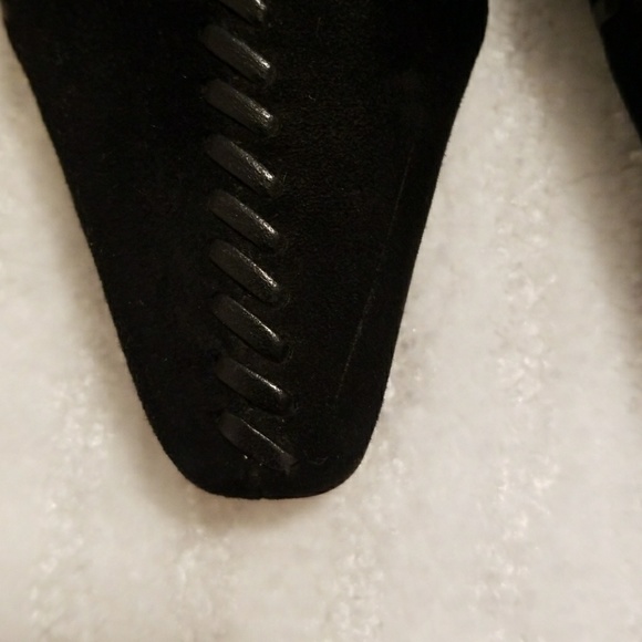 Salvatore Ferragamo pointy toe suede kitten heels - Picture 4 of 7